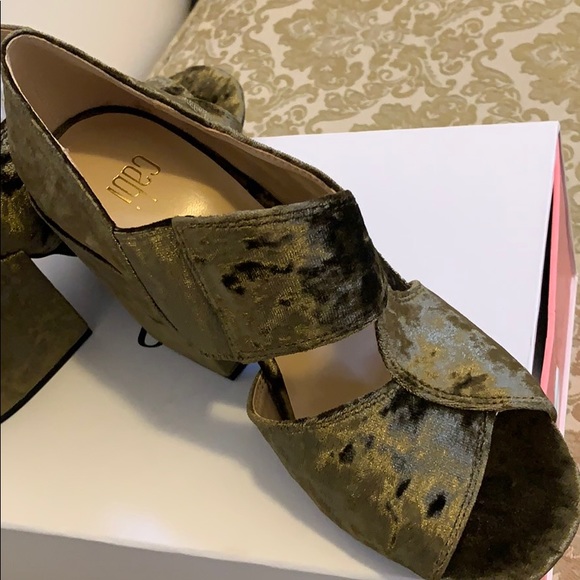 Interlock Block - Picture 2 of 6